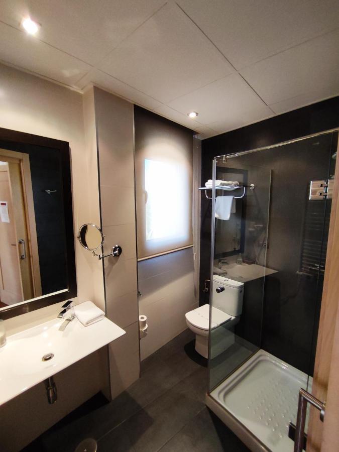 Hotel Puerta Del Arco Tudela de Duero Buitenkant foto