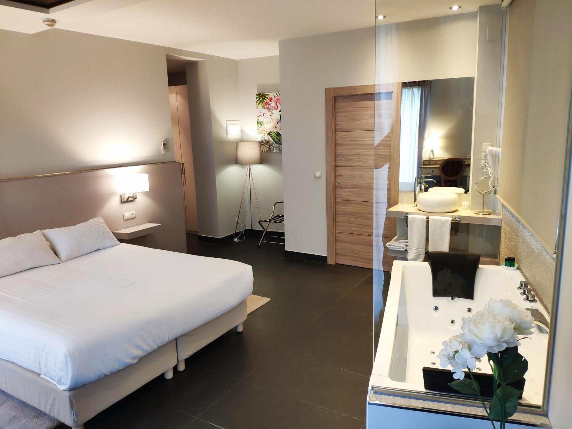 Hotel Puerta Del Arco Tudela de Duero Kamer foto