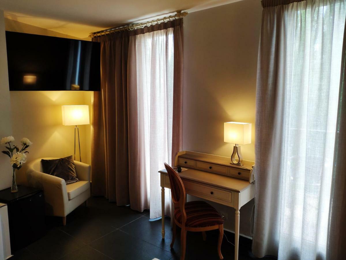 Hotel Puerta Del Arco Tudela de Duero Buitenkant foto